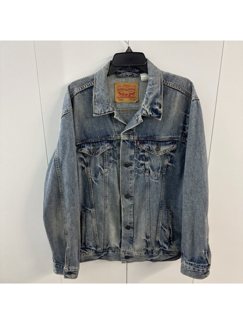 Levi’s 72334 Original Trucker Denim Jacket Men’s Large Blue Distressed Red Tab